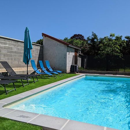 Maison 6 Personnes, Piscine Privee, Jardin มูแล็ง ภายนอก รูปภาพ